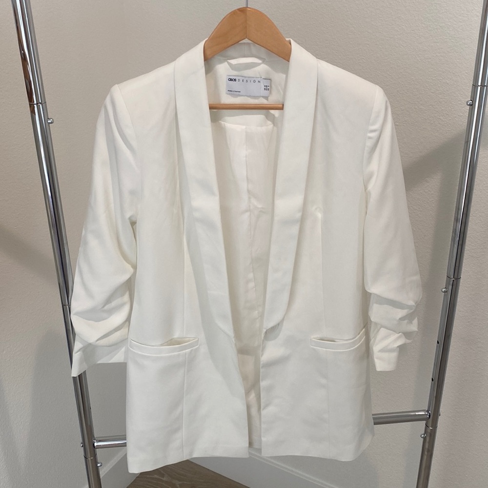 ASOS size 6 blazer cream color
